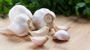 Eat Garlic Routinely Every Day and Get These 6 Benefits