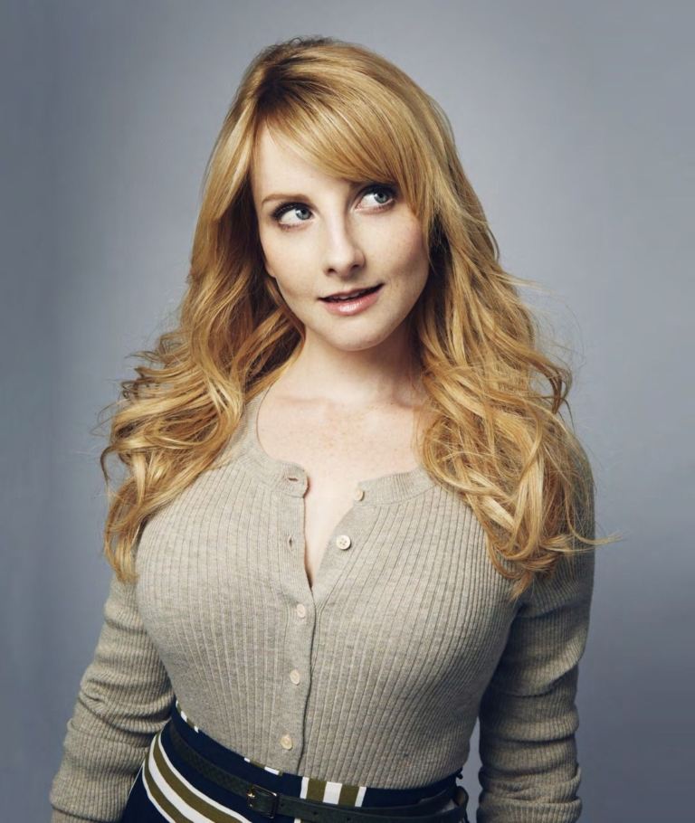 Melissa Rauch 21 Photos