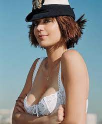 Catherine Bell Amazing Photos